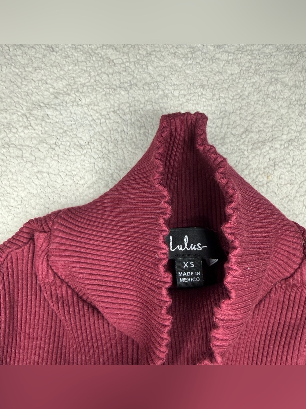 Lulus Womens Size XS Bodysuit Sleeveless Mock Neck Ribbed Burgundy Stretch - Picture 6 of 10